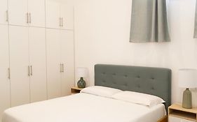 Cosmo 38 Luxury Apartments - Free Parking